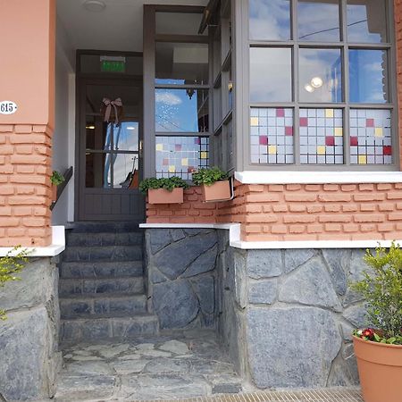 Hostal Malvinas Ushuaia Buitenkant foto